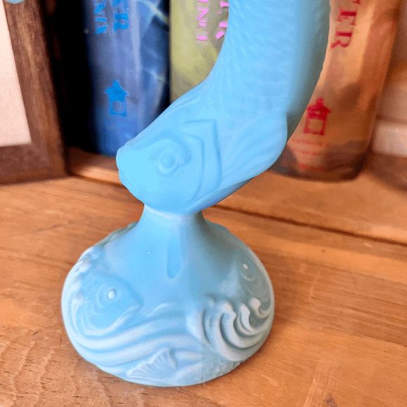 Vintage Fenton Blue Slag Satin Milk Glass Fish Figurine Leaping/Jumping Paper We - Picture 5 of 6